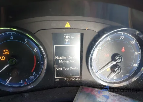 2018 Toyota Corolla Se z USA, uszkodzony, nr VIN 2T1BURHE0JC020337